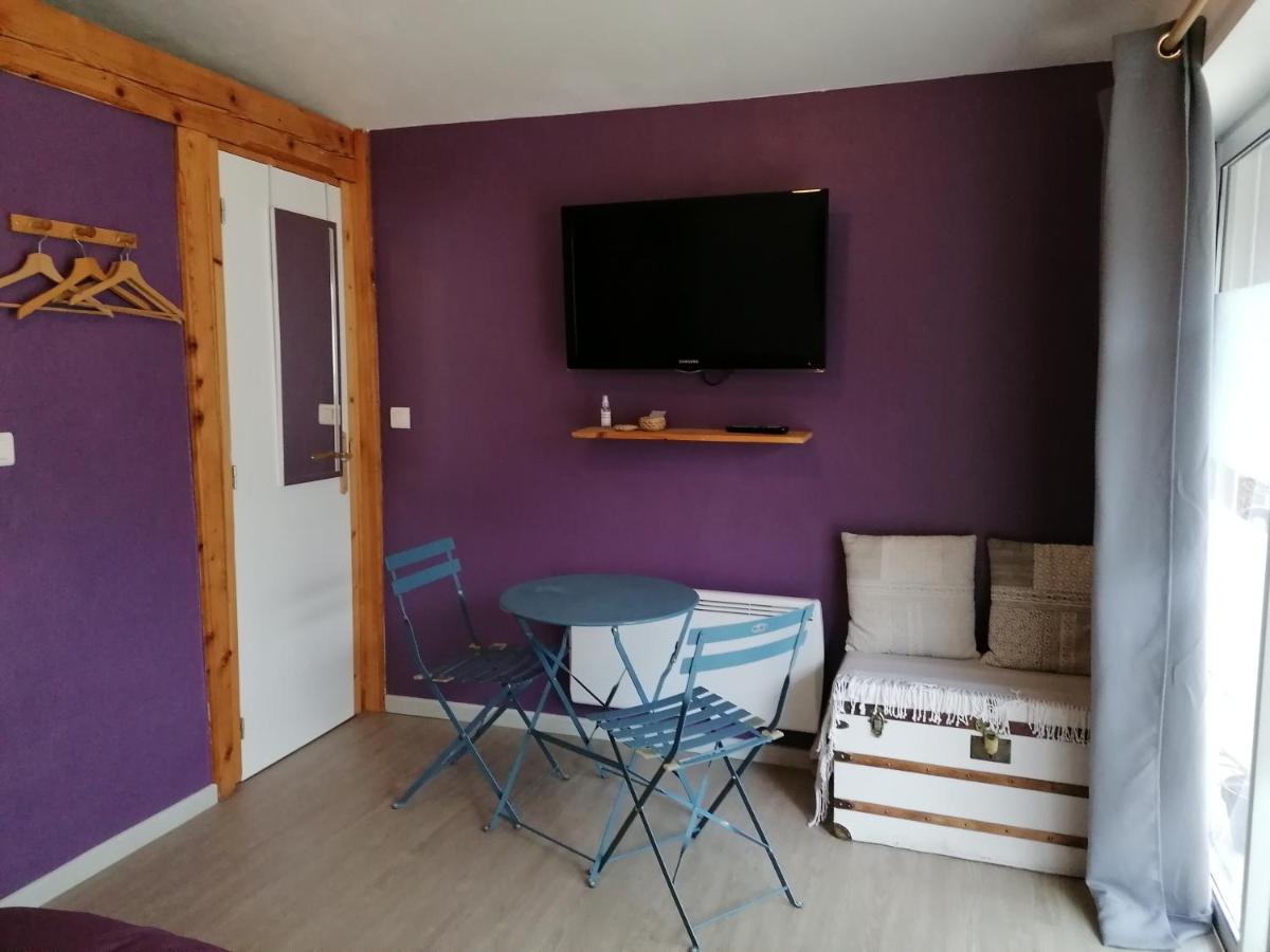 Chambre Avec Jacuzzi Privatif "Le Pecher" Saillans  Экстерьер фото